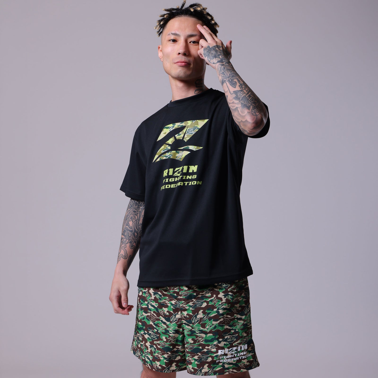 RIZIN 公式グッズ】篠塚辰樹×RIZIN コラボ フォト Tシャツ ライジン